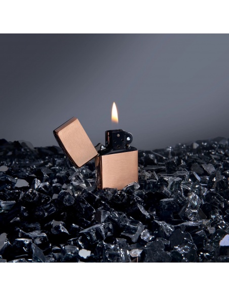 Zippo 48107 Limited Editiion Pre-production Classic Solid Copper with Black Plated Insert öngyújtó